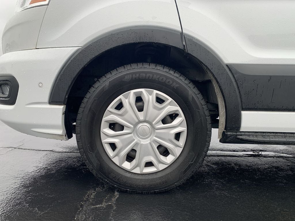 2022 Ford Transit Passenger Wagon XL