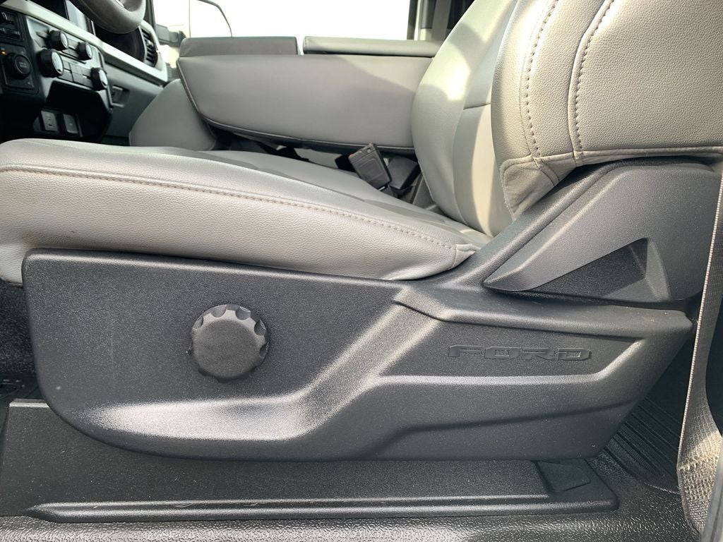 2023 Ford Super Duty F-350 SRW XL