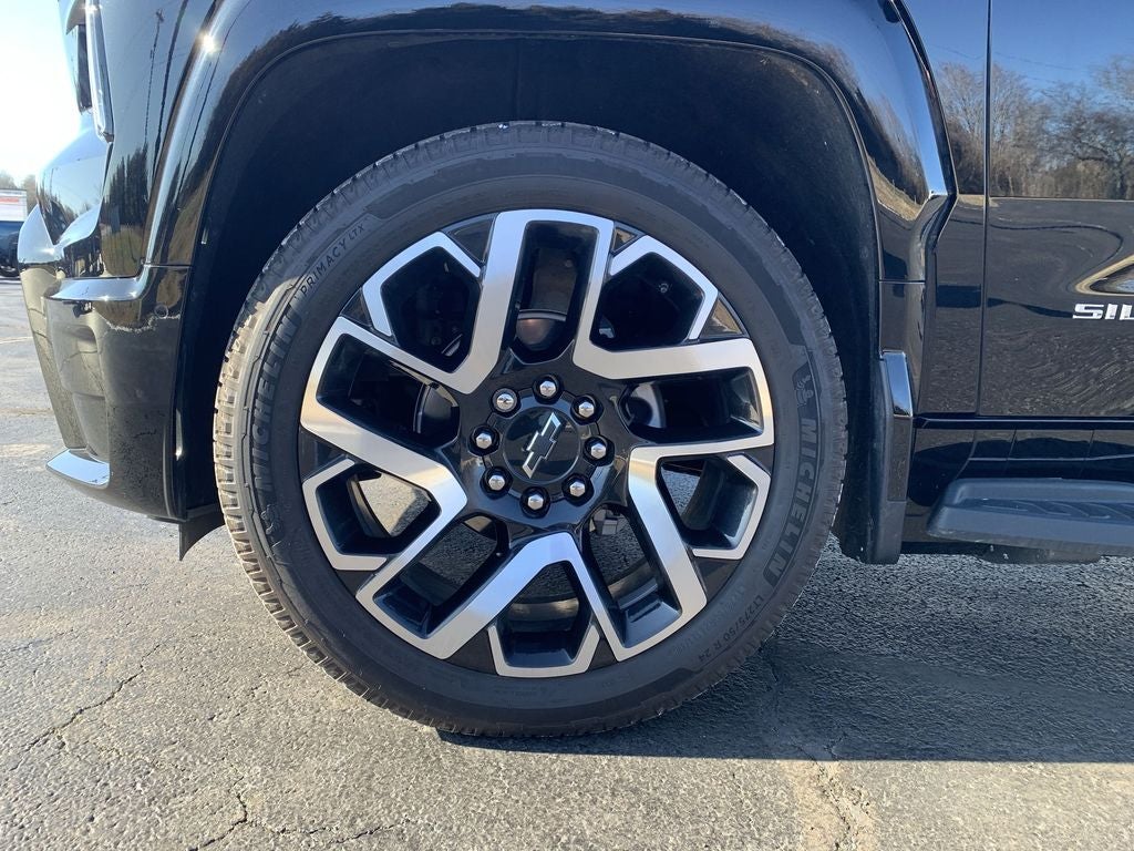 2024 Chevrolet Silverado EV RST