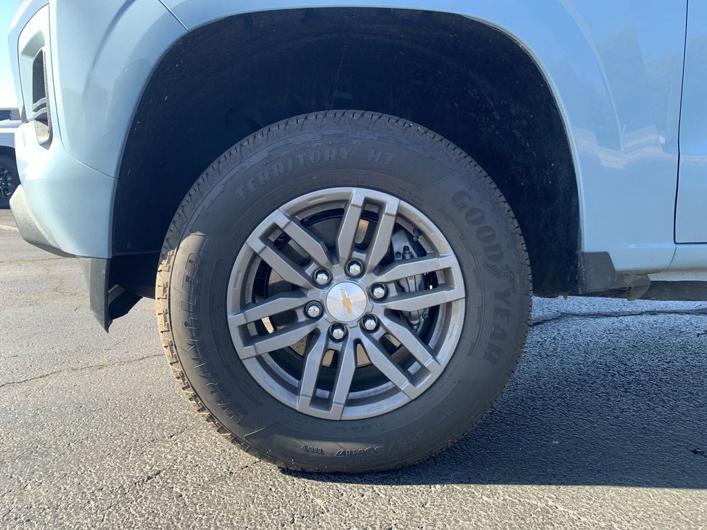 2025 Chevrolet Colorado WT/LT