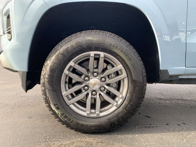 2025 Chevrolet Colorado WT/LT