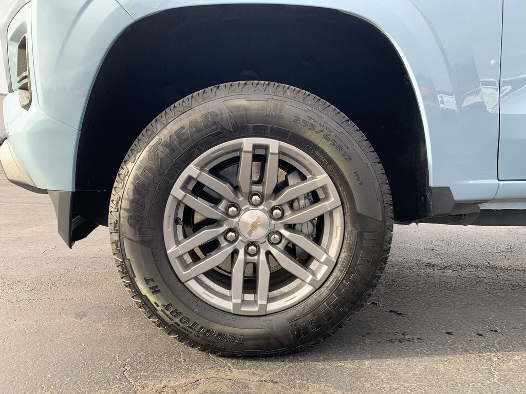 2025 Chevrolet Colorado WT/LT