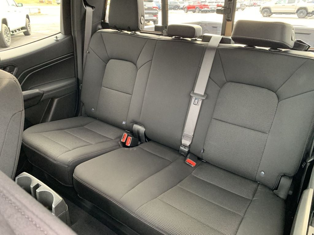 2025 Chevrolet Colorado WT/LT