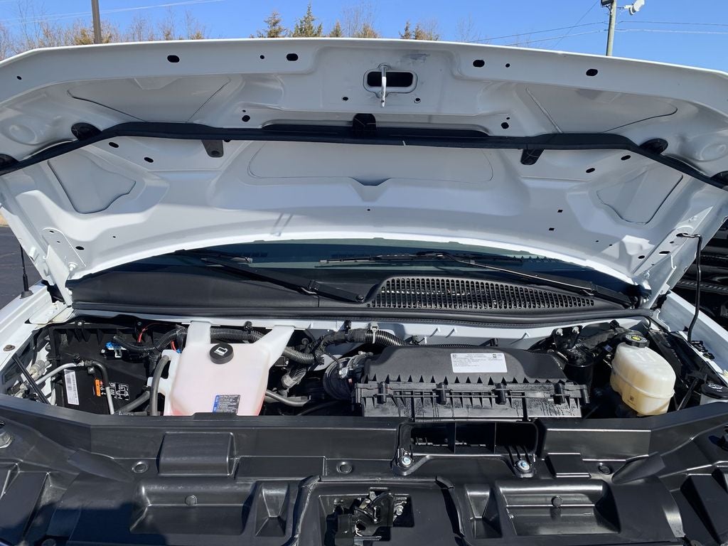 2024 Chevrolet Express Cargo 2500 WT