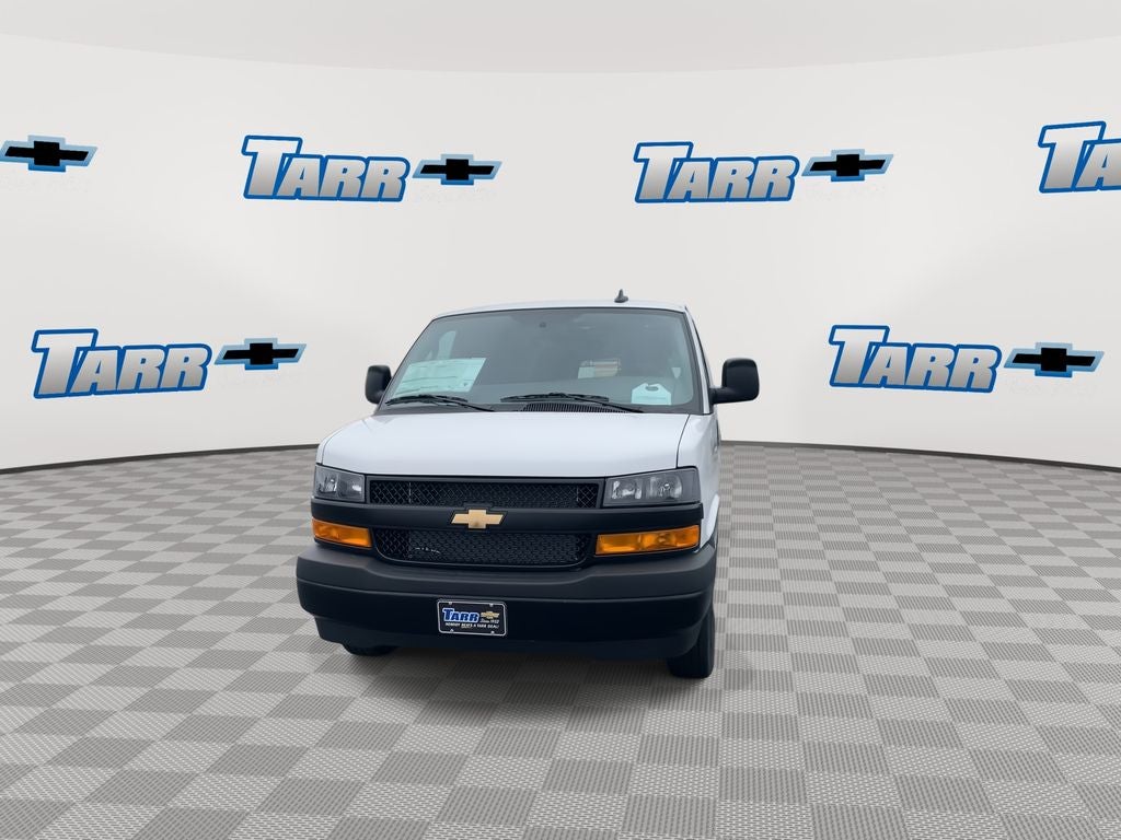 2025 Chevrolet Express Cargo 3500 WT