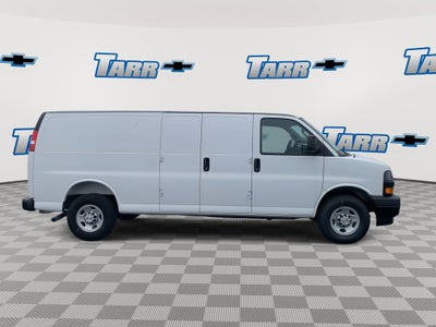 2025 Chevrolet Express Cargo 3500 WT