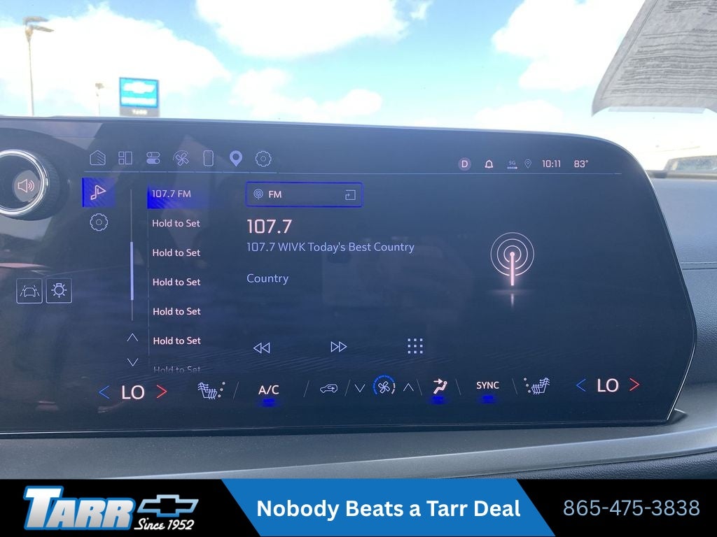 2025 Chevrolet Traverse LT