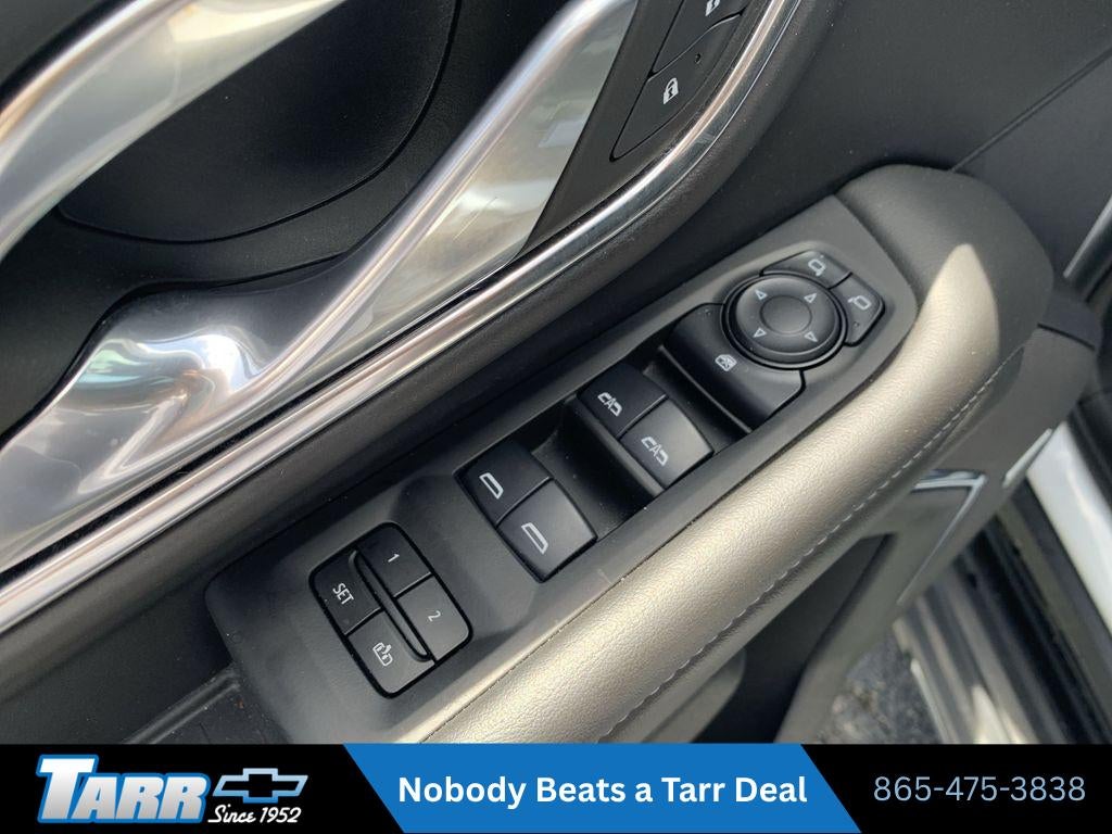 2024 Chevrolet Suburban LT