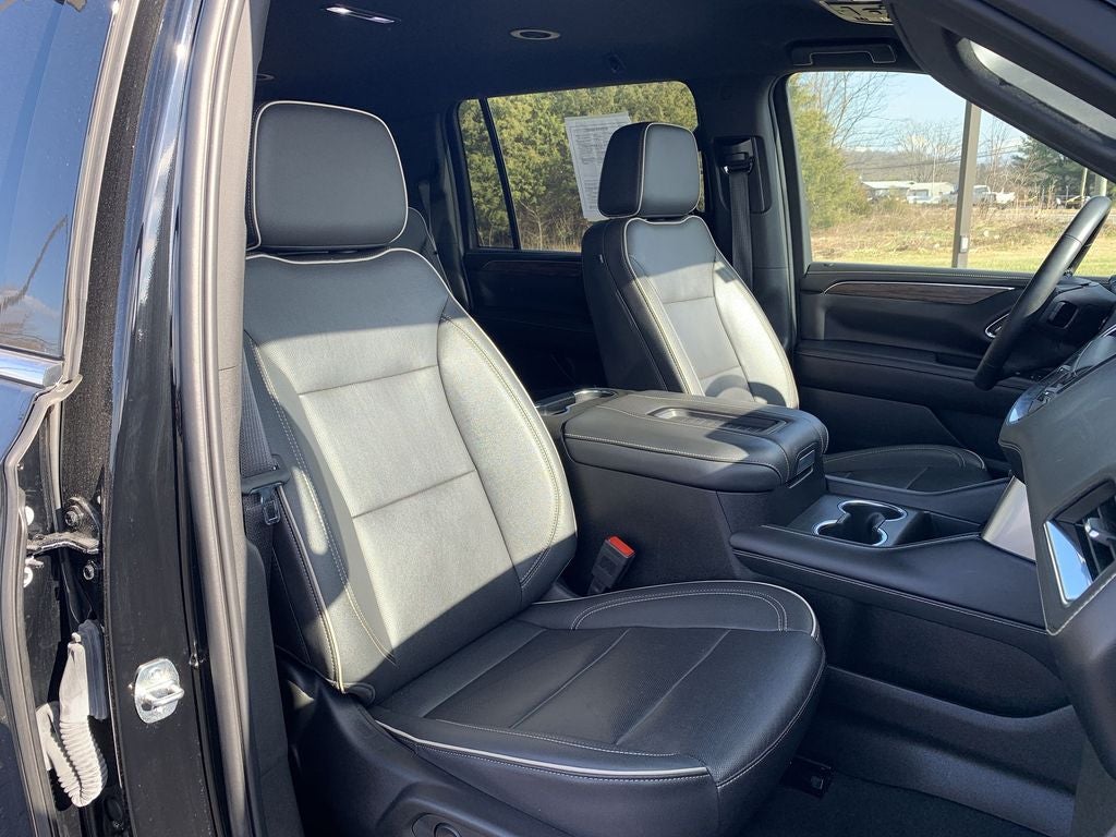 2024 Chevrolet Suburban Premier