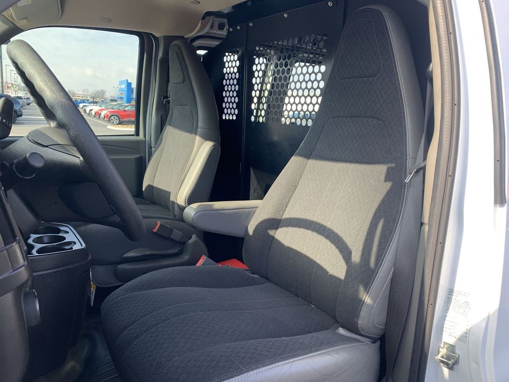 2024 GMC Savana Cargo 2500 Work Van