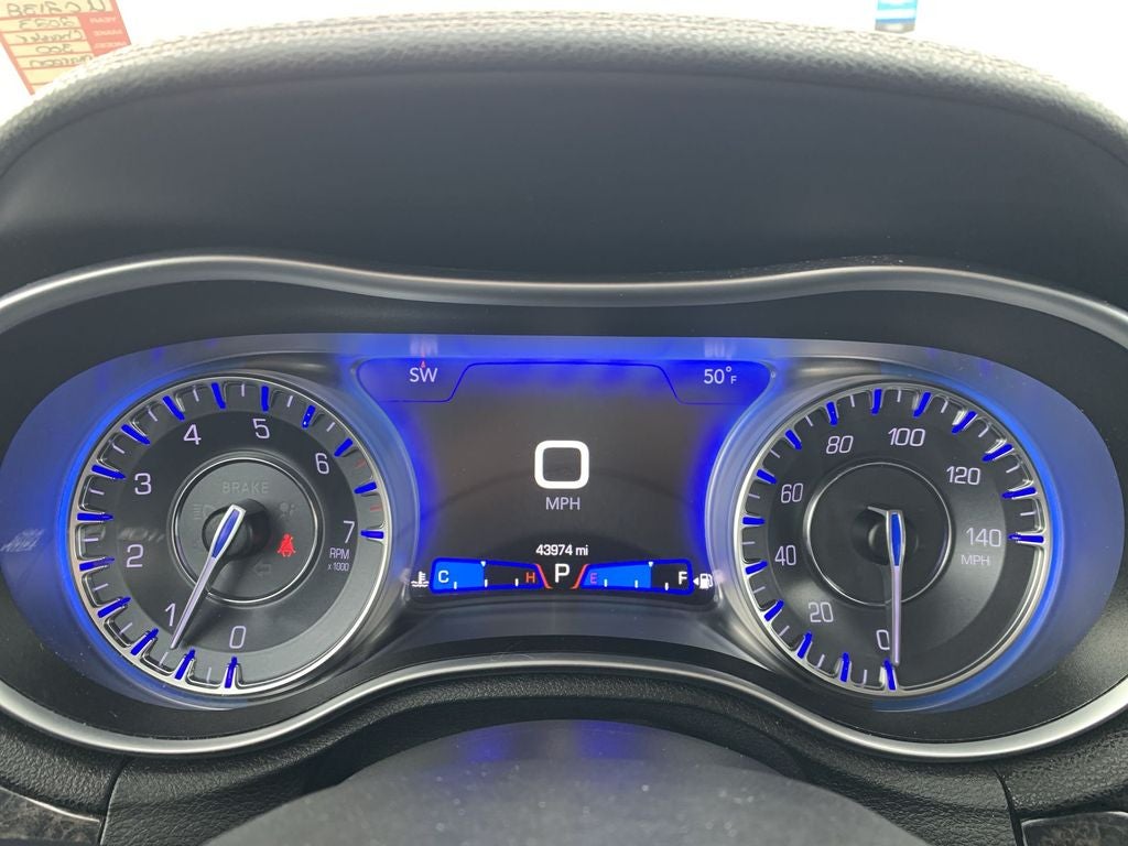 2023 Chrysler 300 Touring L