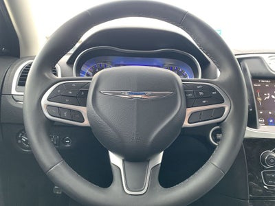 2023 Chrysler 300 Touring L