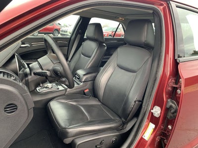 2023 Chrysler 300 Touring L