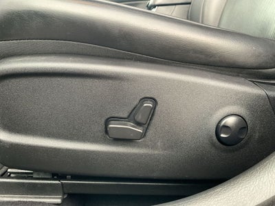 2023 Chrysler 300 Touring L