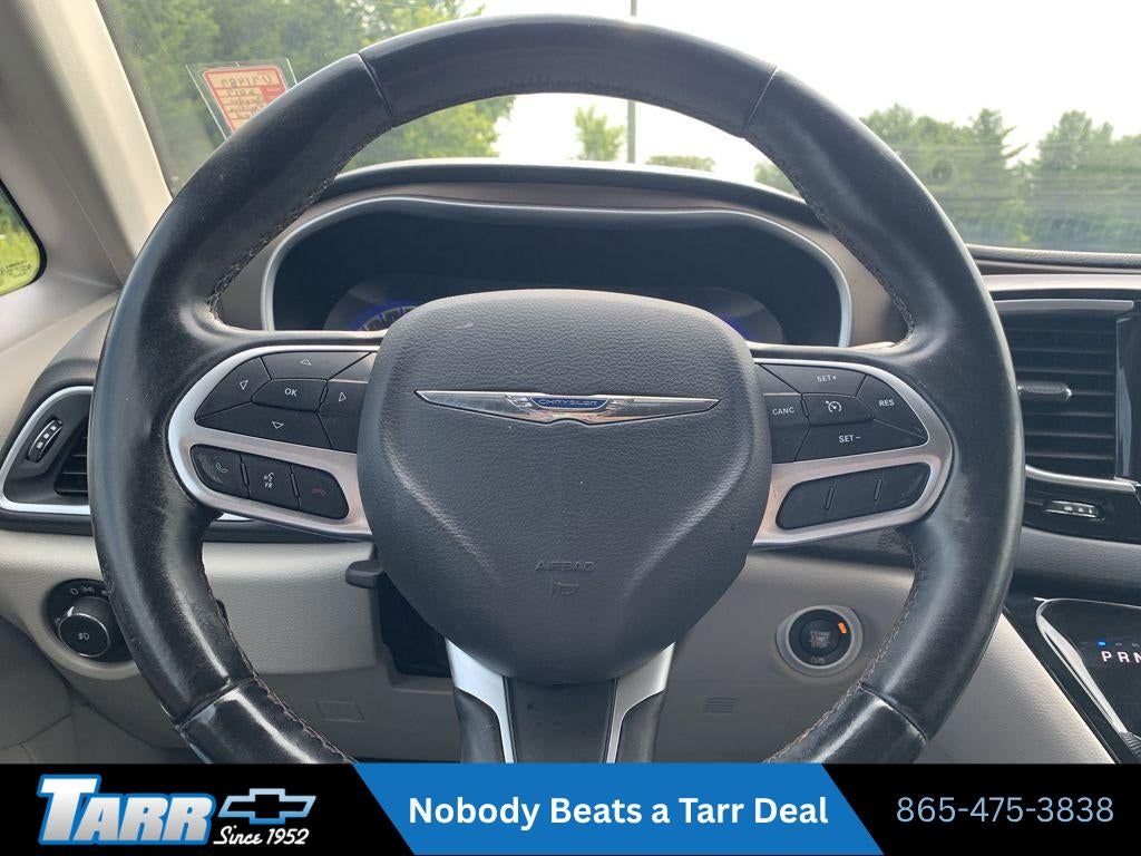 2017 Chrysler Pacifica Touring-L Plus