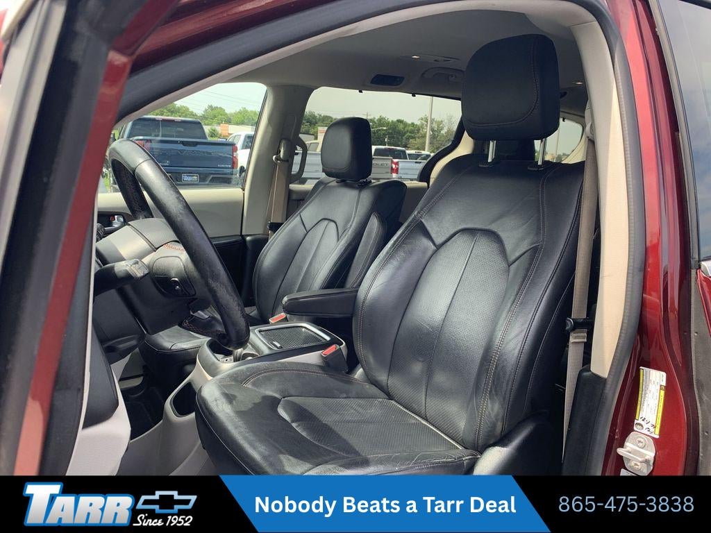 2017 Chrysler Pacifica Touring-L Plus