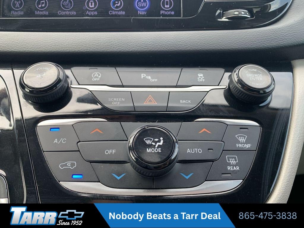 2017 Chrysler Pacifica Touring-L Plus