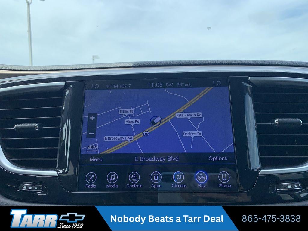 2017 Chrysler Pacifica Touring-L Plus
