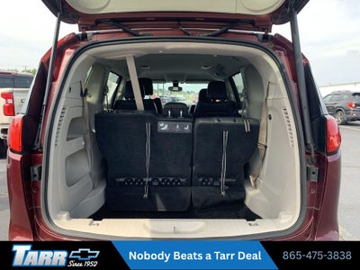 2017 Chrysler Pacifica Touring-L Plus
