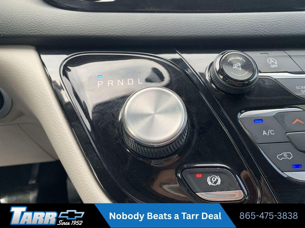 2017 Chrysler Pacifica Touring-L Plus