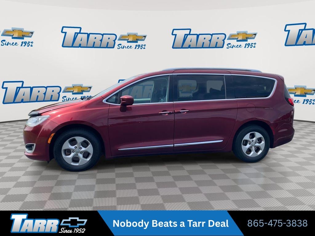 2017 Chrysler Pacifica Touring-L Plus