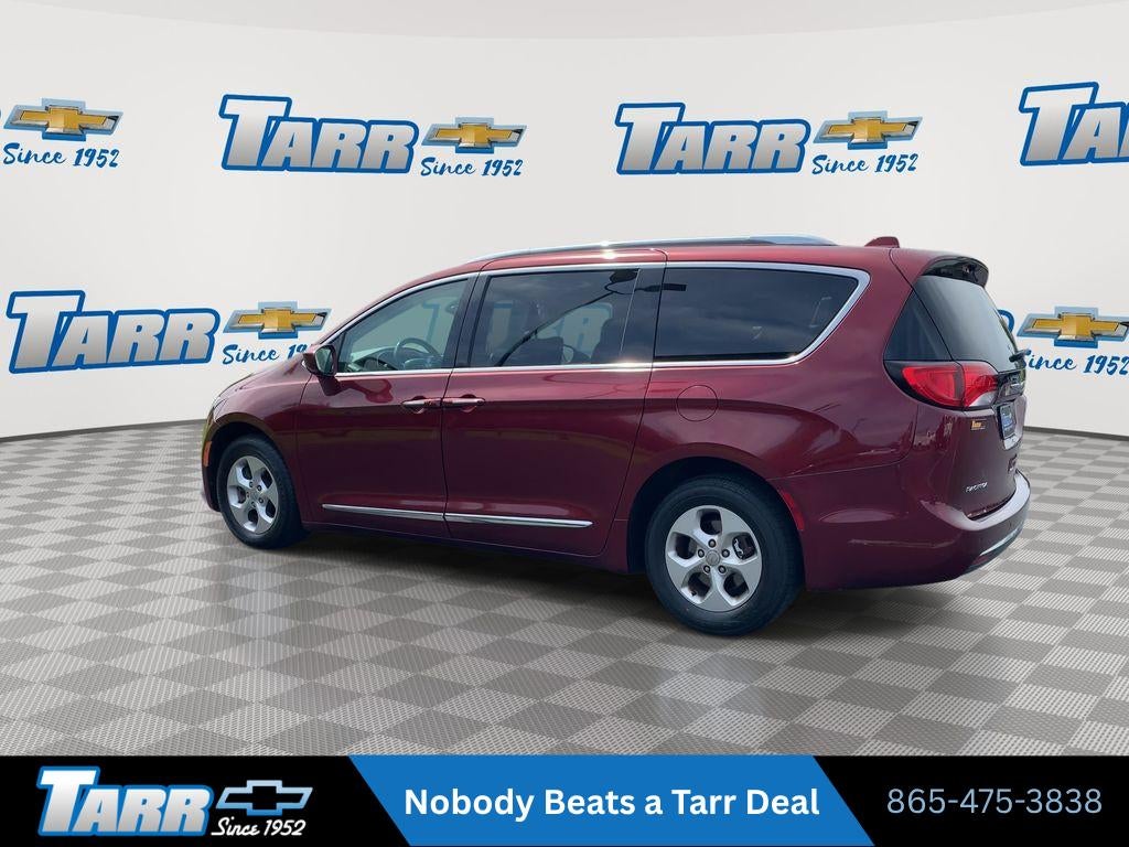 2017 Chrysler Pacifica Touring-L Plus
