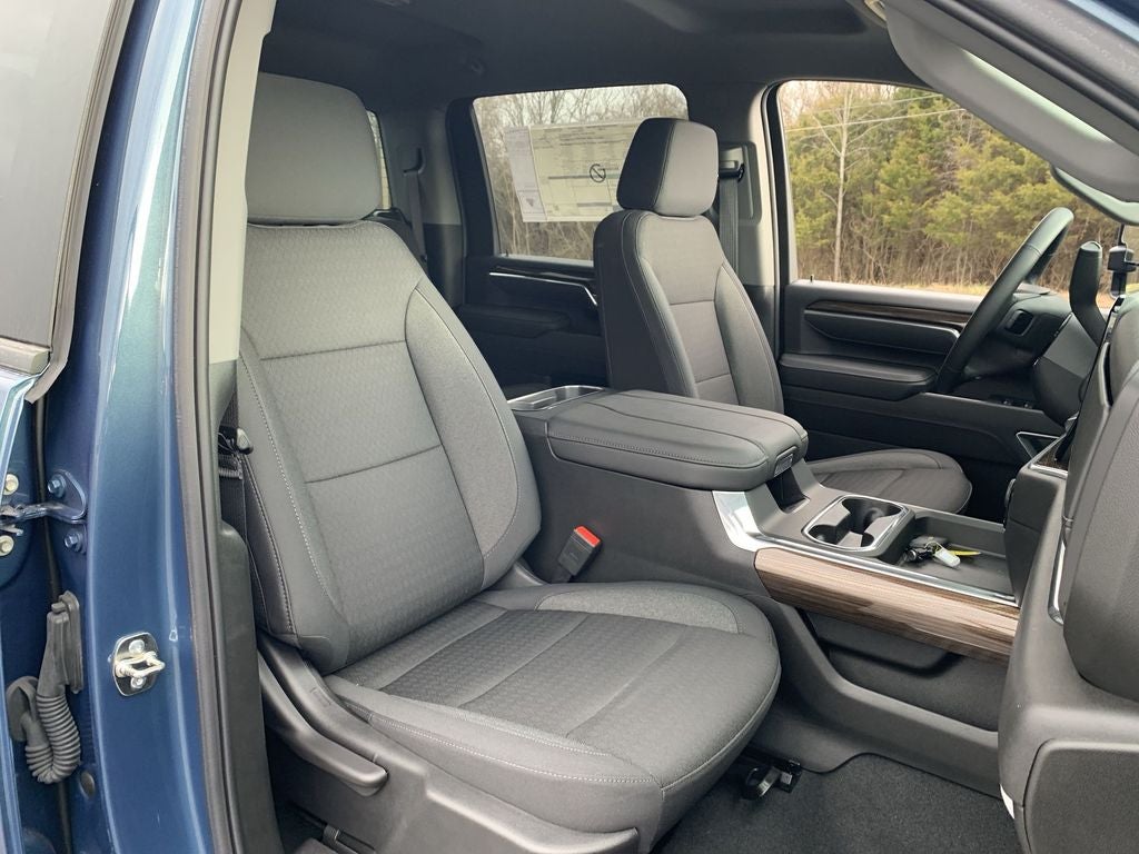 2025 Chevrolet Silverado 3500 HD LT