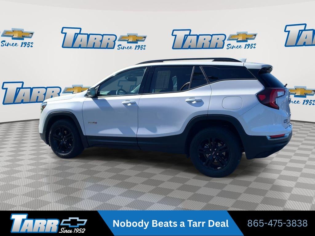 2024 GMC Terrain AT4