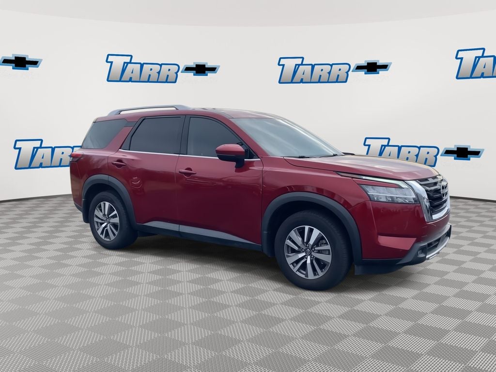2022 Nissan Pathfinder SL