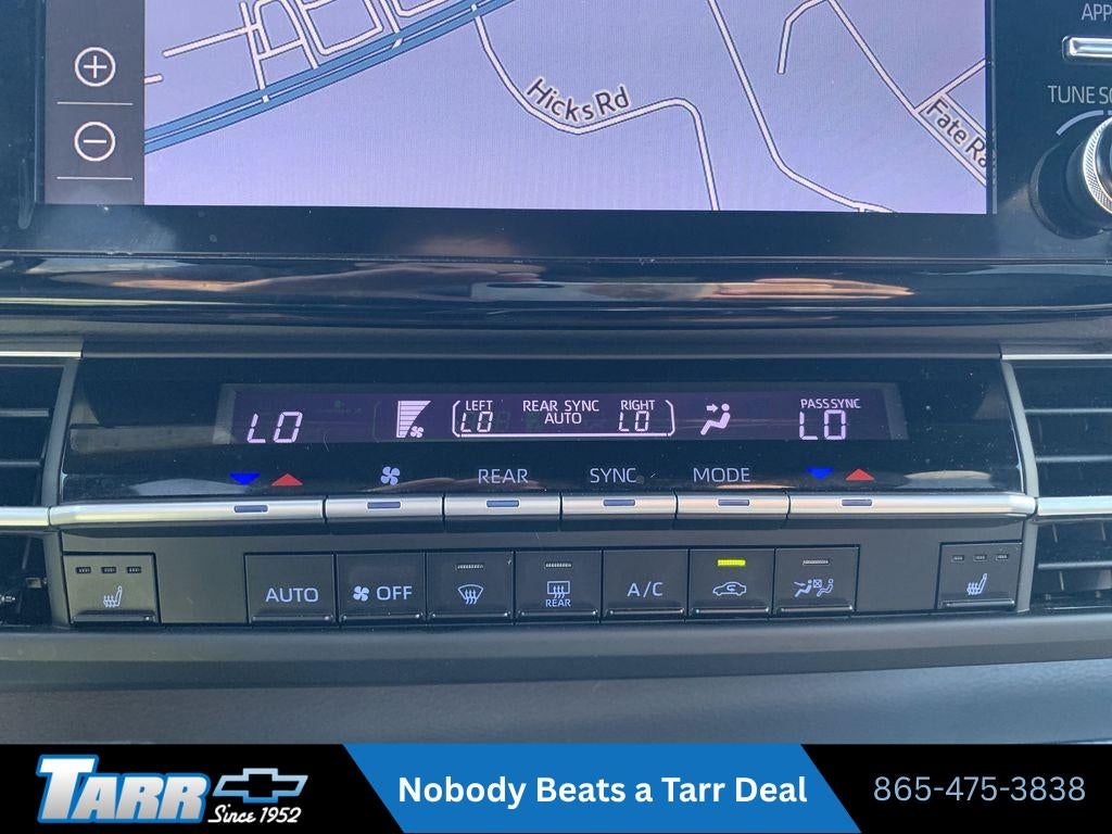 2024 Toyota Sienna LE