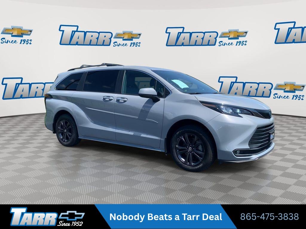 2024 Toyota Sienna LE