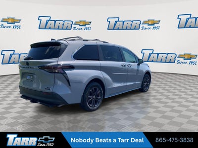 2024 Toyota Sienna LE