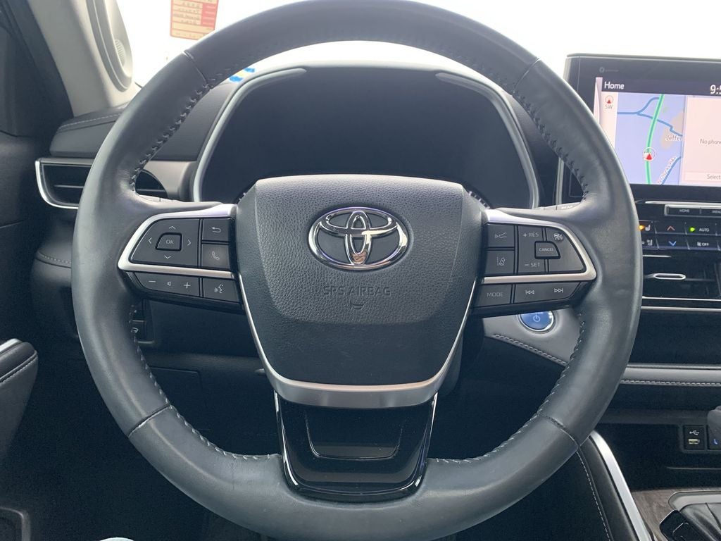 2022 Toyota Highlander Hybrid Limited
