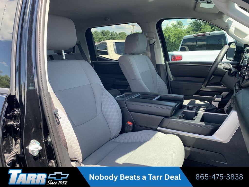 2024 Toyota Tundra 4WD SR5