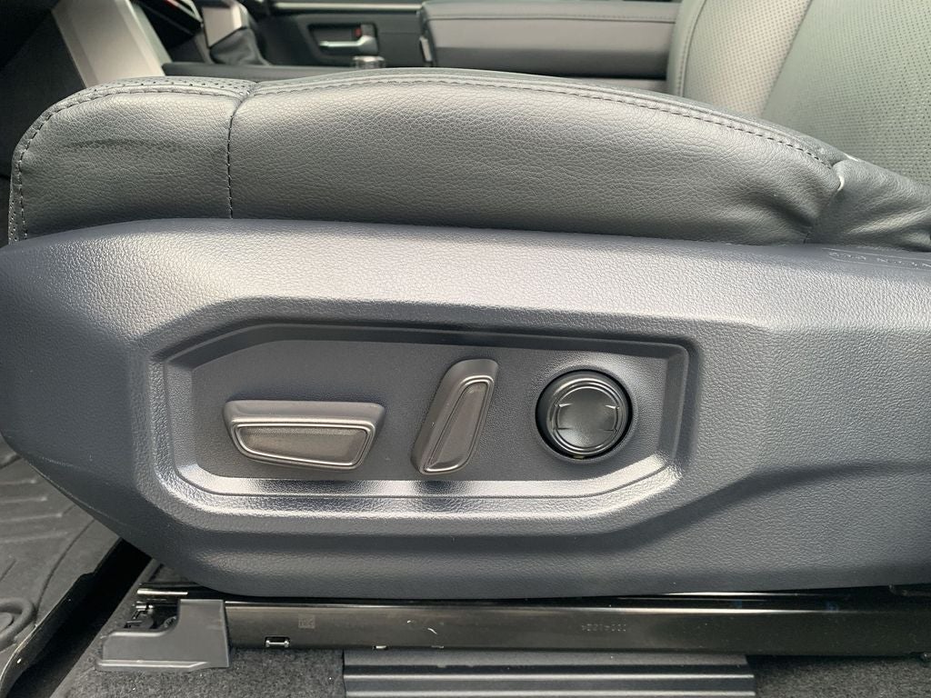 2025 Toyota Sequoia SR5