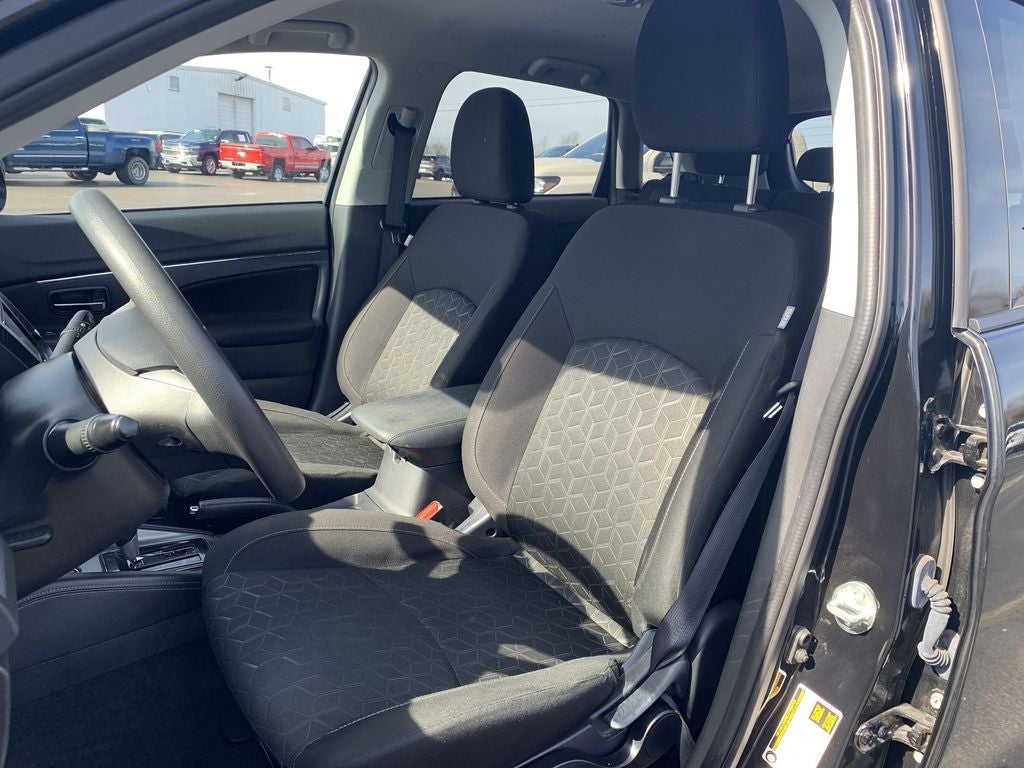 2024 Mitsubishi Outlander Sport S