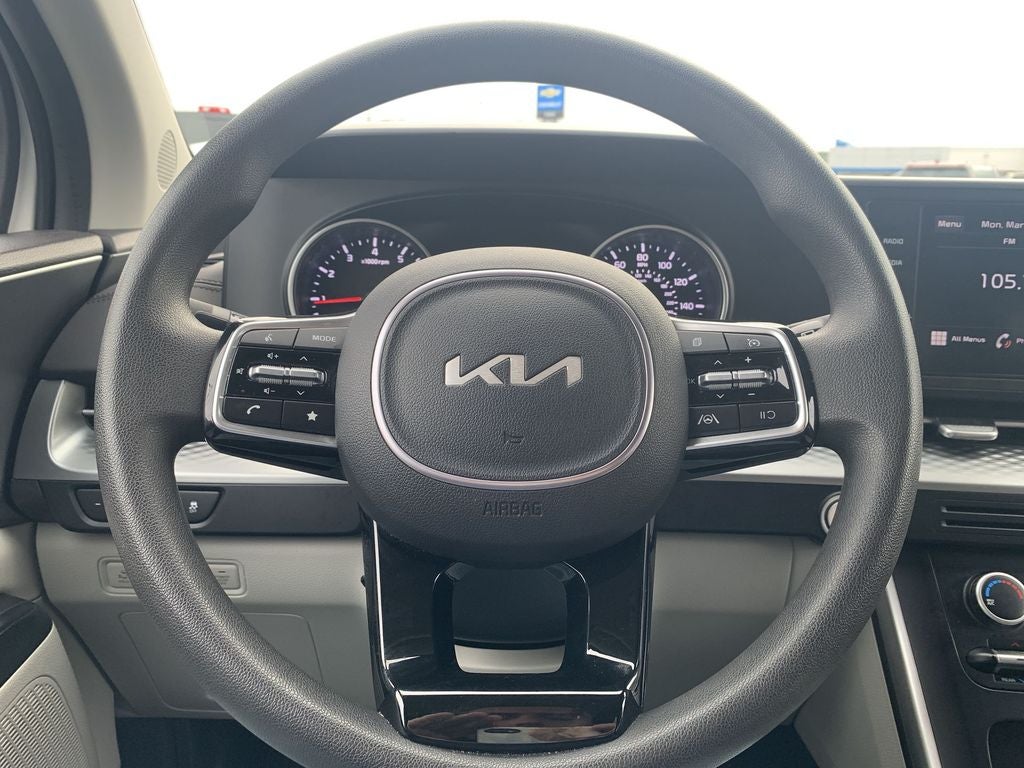 2024 Kia Carnival LX